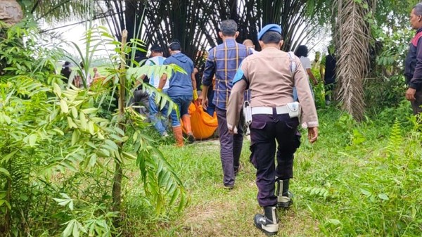 mayat-siswi-sma-tewas-di-sungai-1758166824347_169